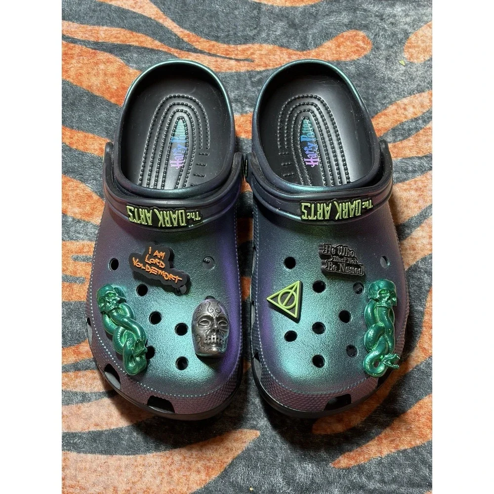 Crocs Harry Potter Dark Arts Iridescent Clog With Charms - Men's 11